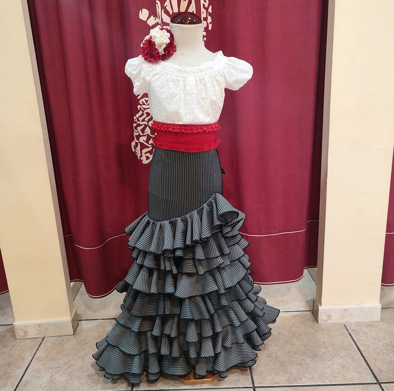 RAMILLETE FLORES FLAMENCA - Modelo Mediano (PERSONALIZADO