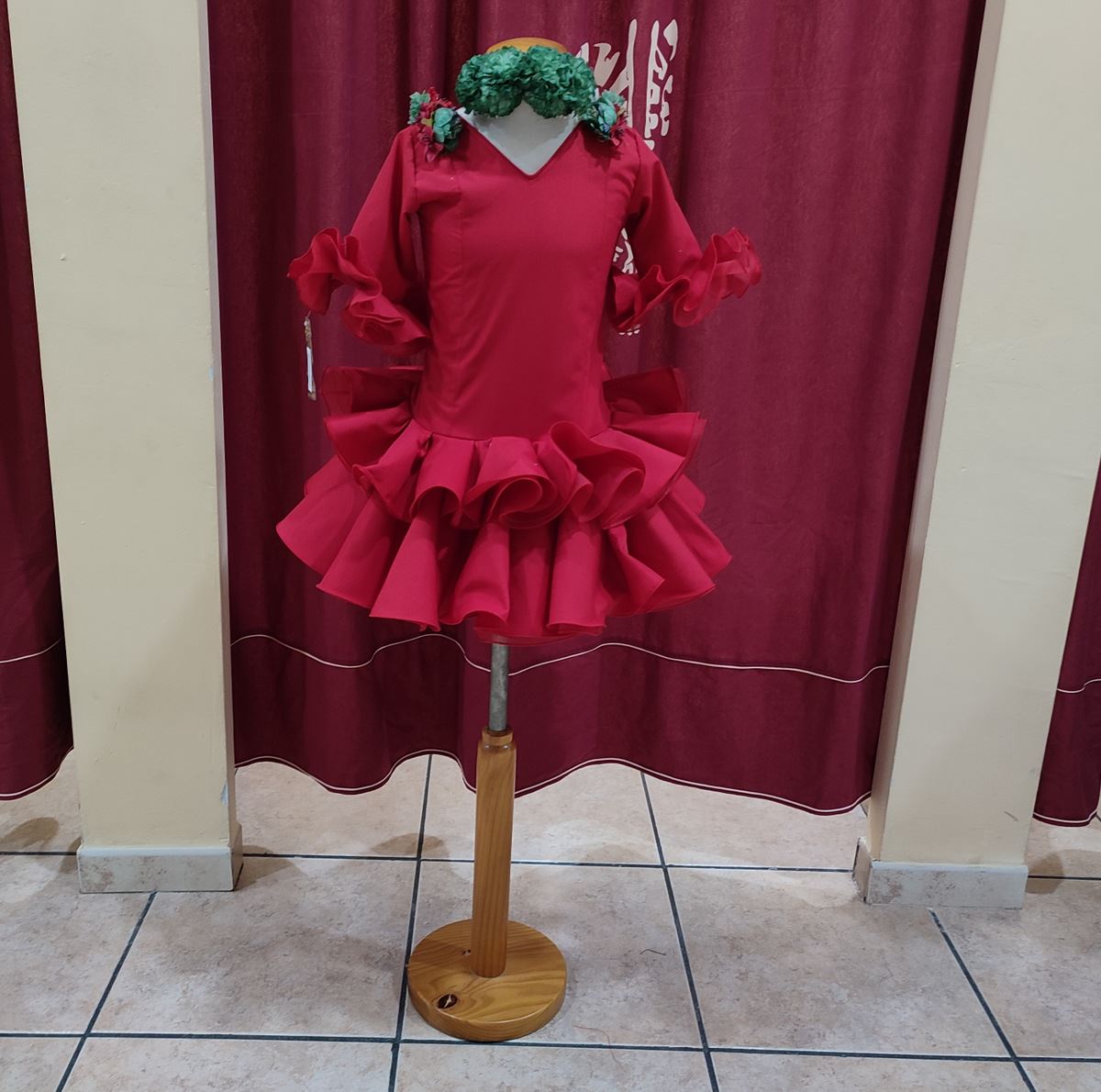 Vestido de Flamenca para Niña. Modelo Lucena Rojo. PEDROCHE Y FLAMENCO.