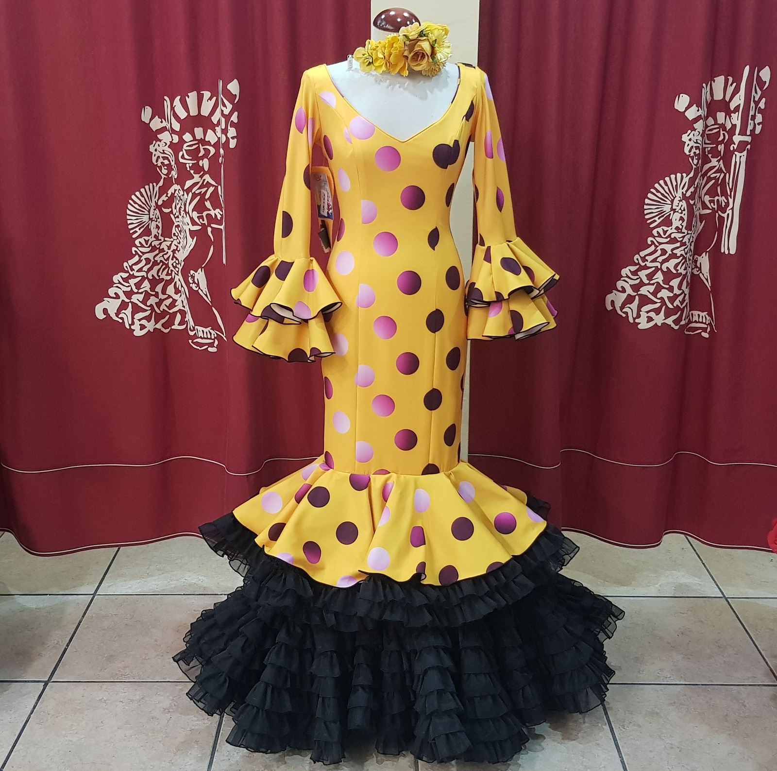 VESTIDO FLAMENCA OFERTA SEÑORA Modelo Acais Amarillo Lunar - PEDROCHE GITANA Y