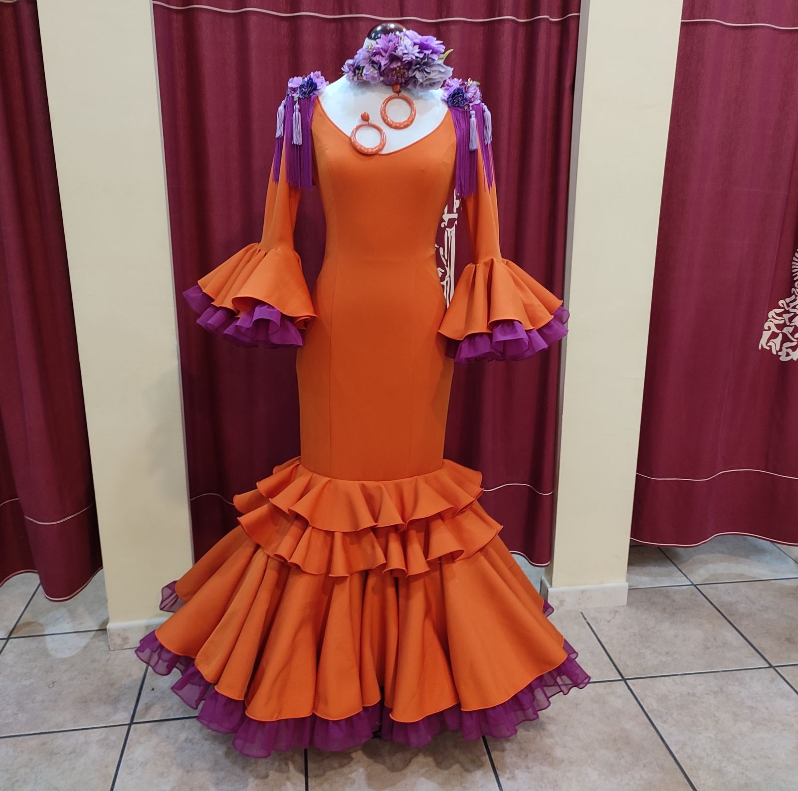 Vestido Flamenca Modelo AITANA Naranja Buganvilla PEDROCHE GITANA