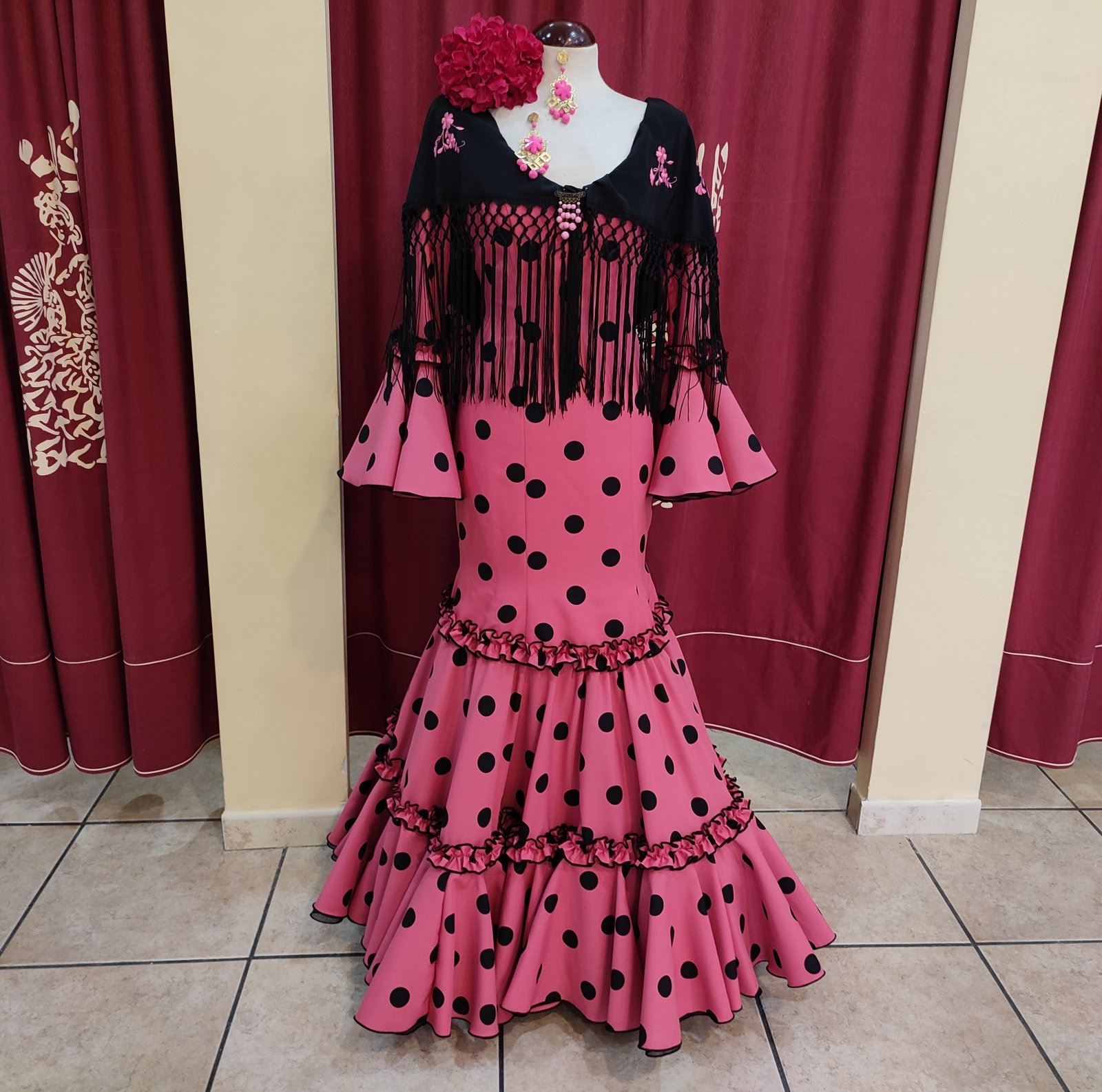 PEDROCHE GITANA Y FLAMENCO - Especialista en moda flamenca campero. online y web.