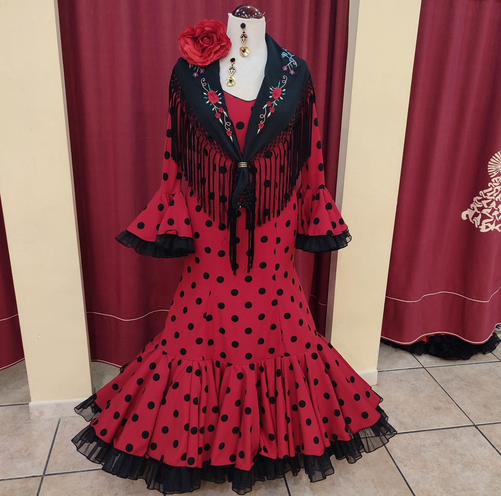 Vestido Flamenca - Modelo Murillo - Rojo Lunar Negro - GITANA