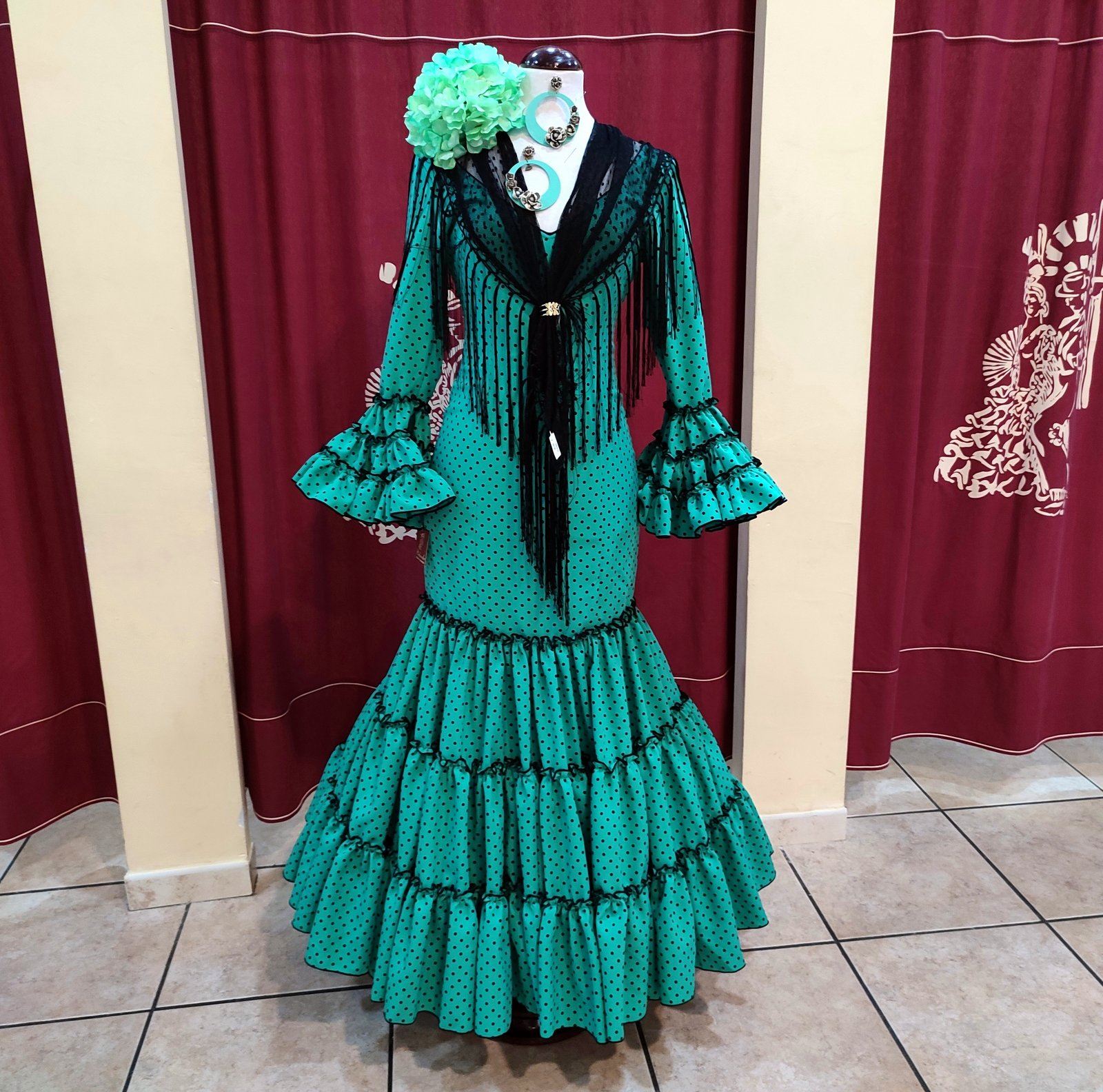 Vestidos de flamenca negro outlet