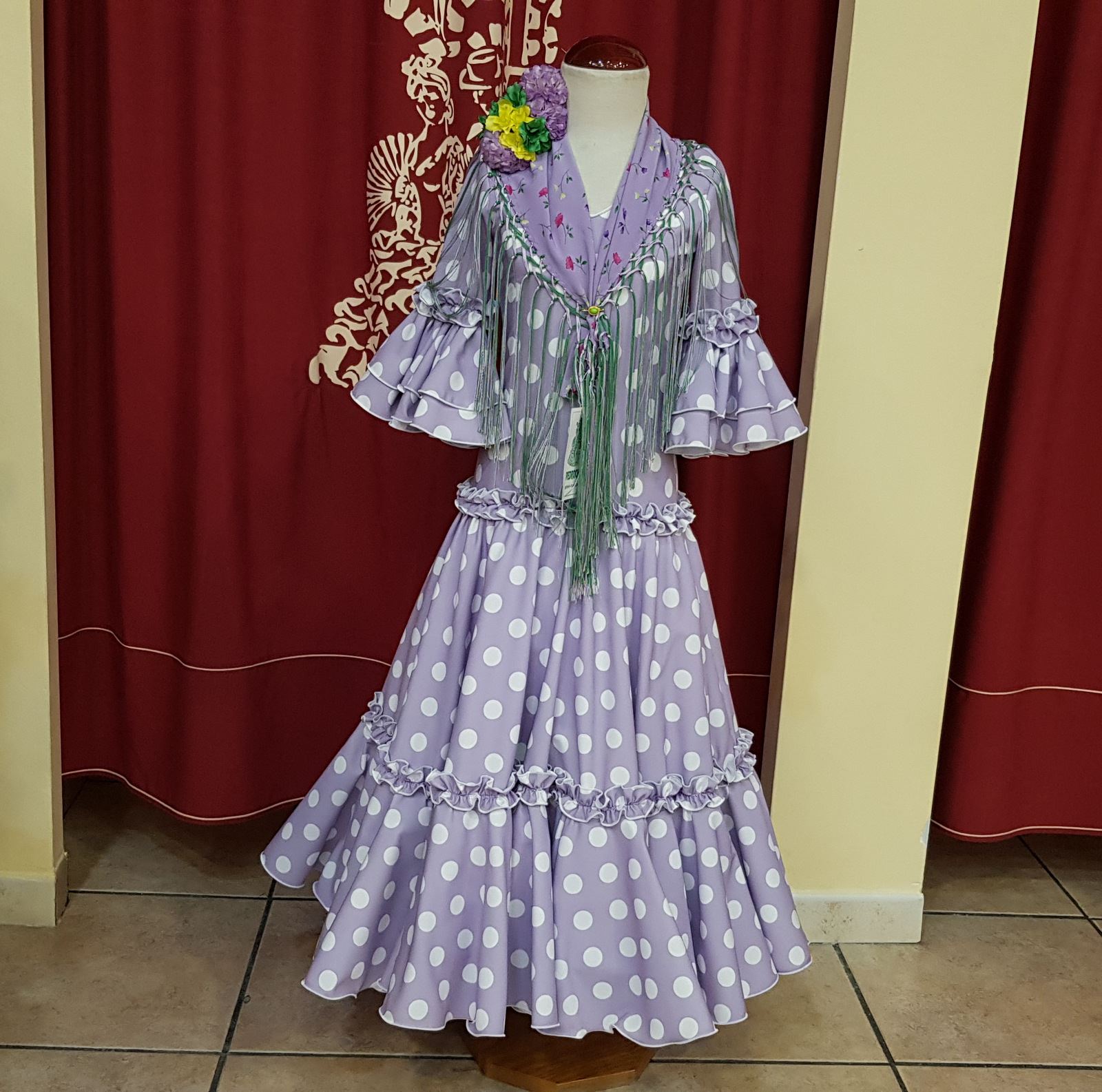 Trajes de sales flamenca de lunares