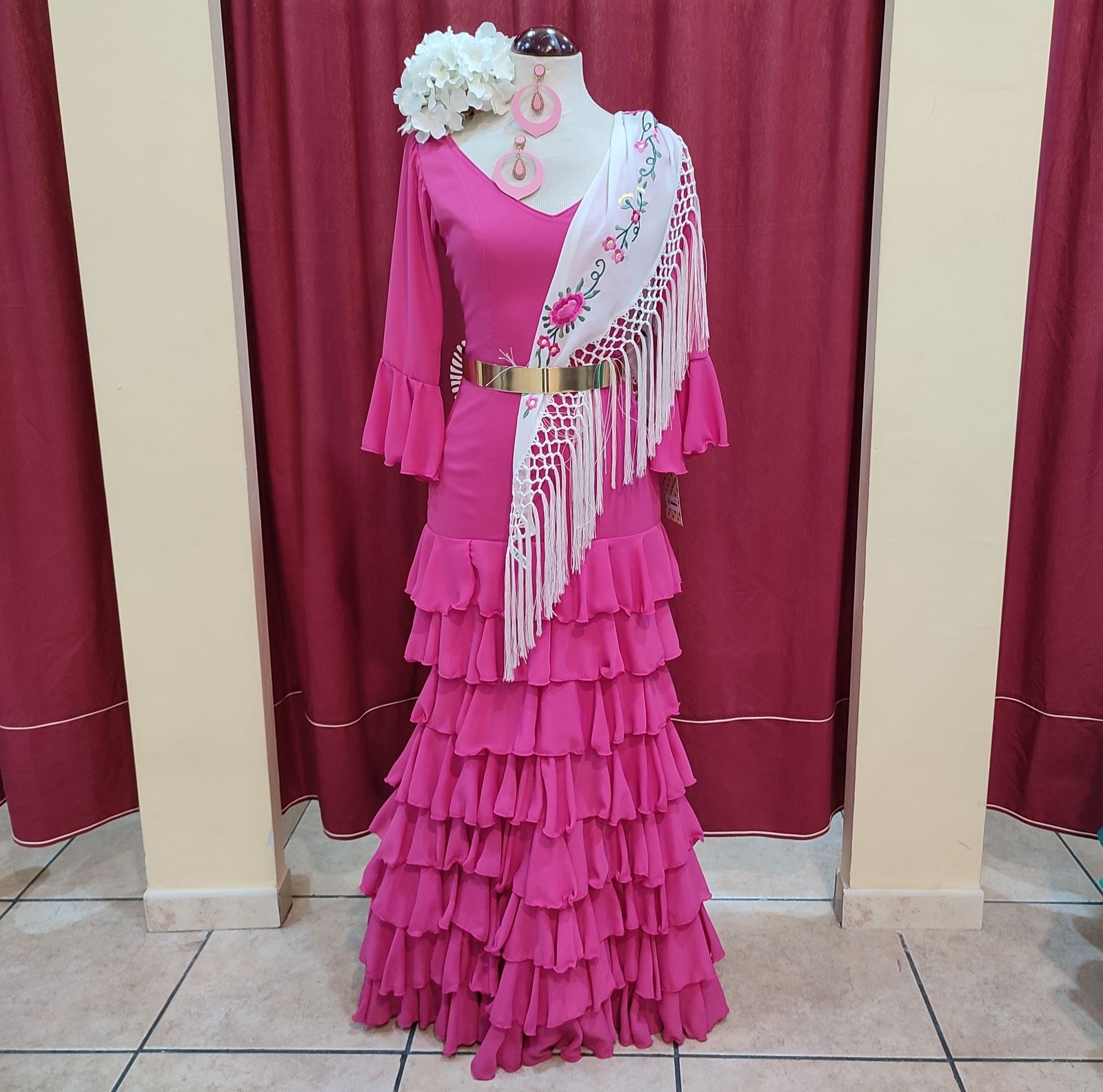 Todos los complementos que necesitas para vestirte de flamenca