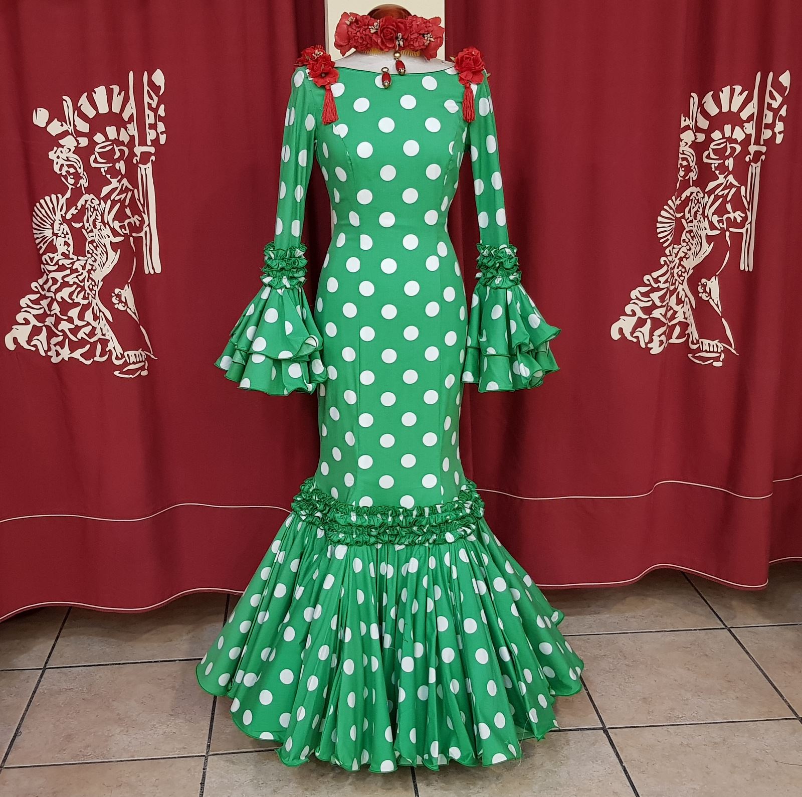 Todos los complementos que necesitas para vestirte de flamenca