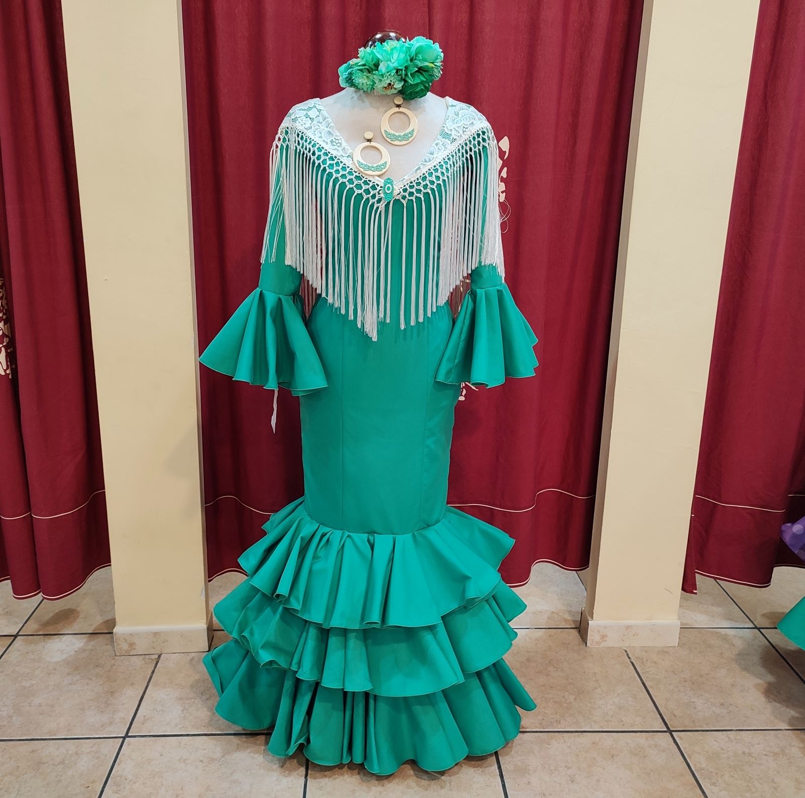 Vestido Flamenca Modelo Montilla. Verde Agua. PEDROCHE GITANA Y FLAMENCO.