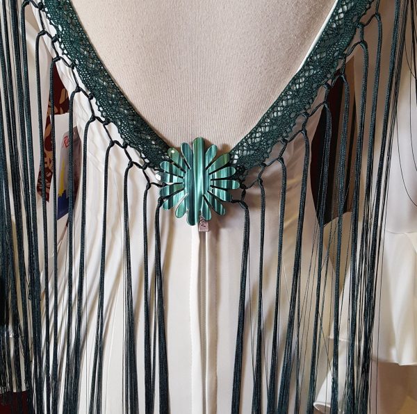 Broche Modelo FLOR Nacarado - Imagen 2