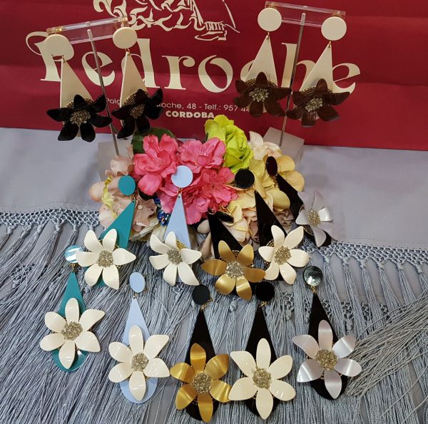 Pendiente Modelo LAGRIMA FLOR