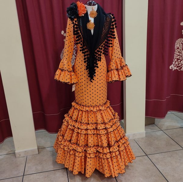 Modelo CLOE Naranja Lunar Negro