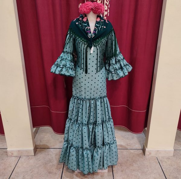 Modelo RUBI NIÑA Verde Palido Lunar Botella