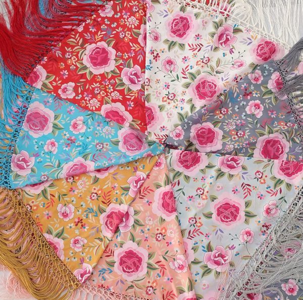 Manton Estampado CRIS Dibujo Flores Grandes
