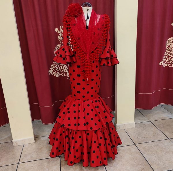 Modelo LOLA Rojo Lunar Negro