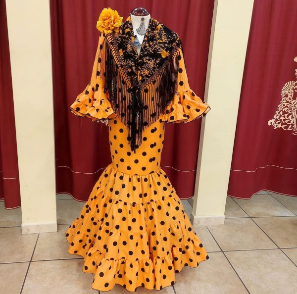 Modelo EVA CANASTERO (Talla 38) Mandarina Lunar Negro
