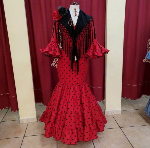 Modelo EVA CANASTERO Rojo Lunar Medio Negro
