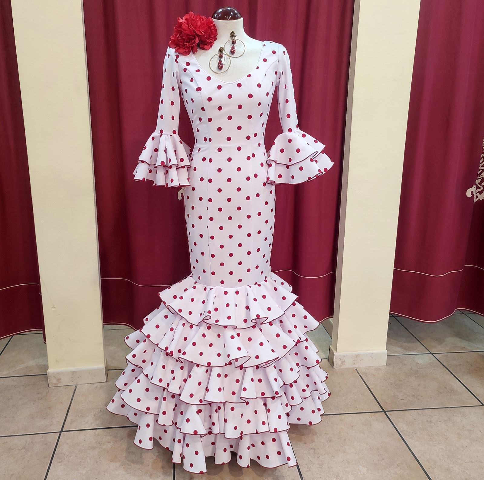 Vestido Flamenca CARMELA Blanco Lunar Rojo - Imagen 3