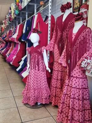 Mamá y niña(2 modelos, según talla) #pedrochegitana #nuevacoleccion #lowcost #regalooriginal...